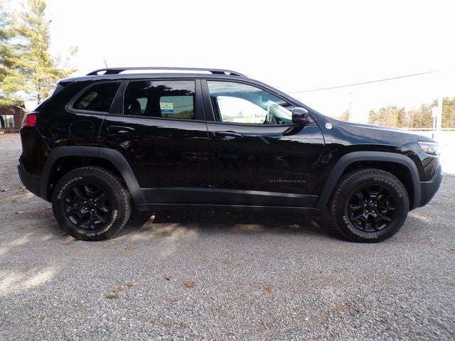 2022 Jeep Cherokee Trailhawk
