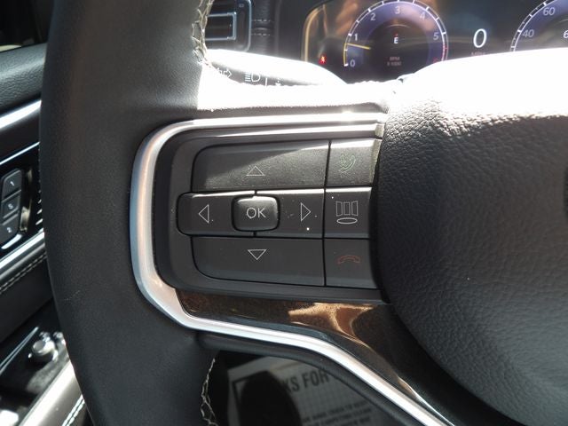 2024 Jeep Wagoneer Base