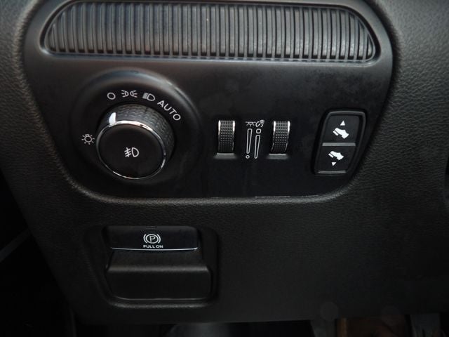 2024 Jeep Wagoneer Base