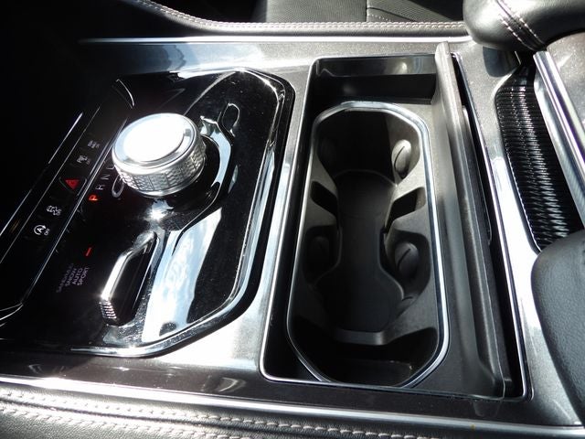 2024 Jeep Wagoneer Base