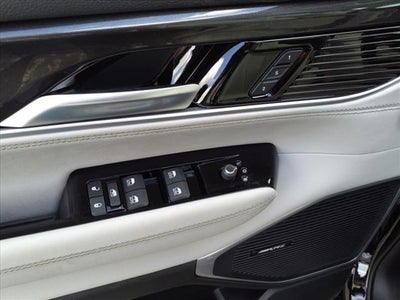 2024 Jeep Wagoneer Base