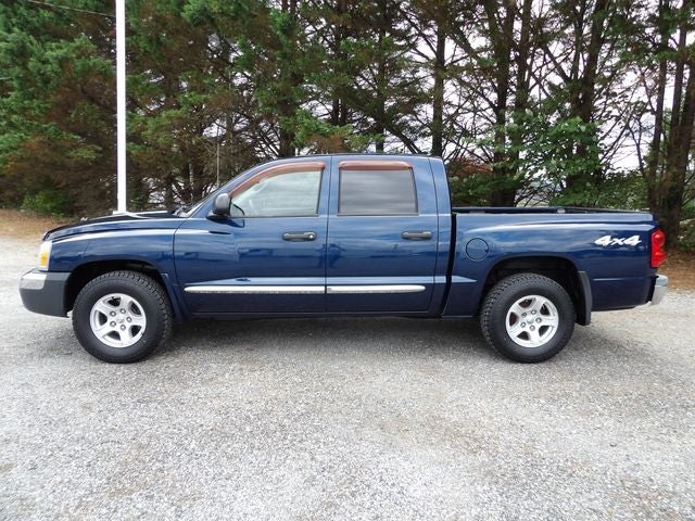 Used 2005 Dodge Dakota SLT with VIN 1D7HW48N05S277886 for sale in Rocky Mount, VA