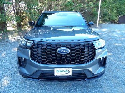 2025 Ford Explorer ST-Line