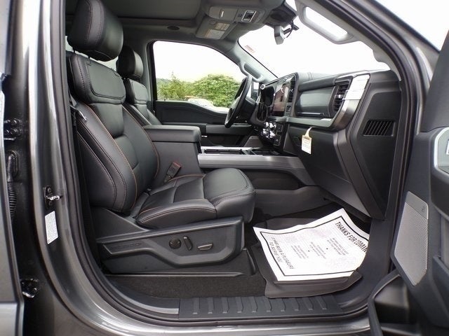 2025 Ford F-350SD Lariat