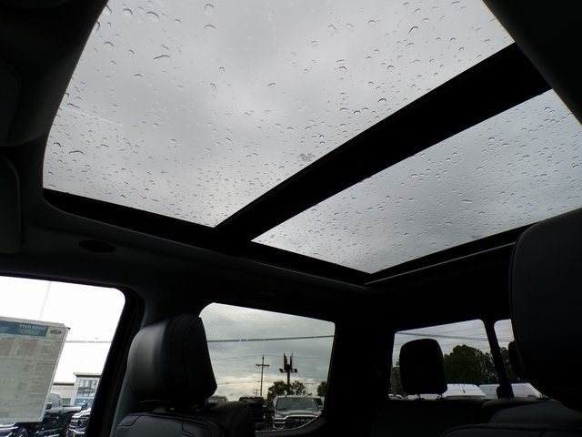 2025 Ford F-350SD Lariat