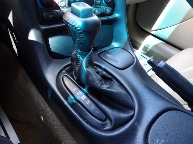2004 Chevrolet Corvette Base