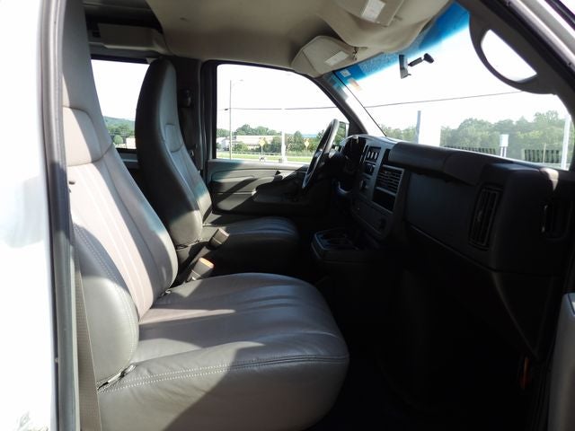 2010 Chevrolet Express 2500 Work Van Cargo