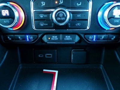 2023 GMC Yukon XL AT4