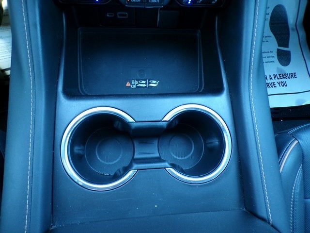 2023 GMC Yukon XL AT4