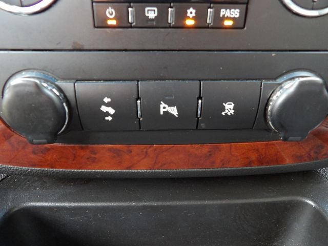2011 Chevrolet Suburban 1500 LT LT1