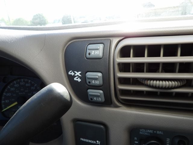 1998 GMC Sonoma SLS