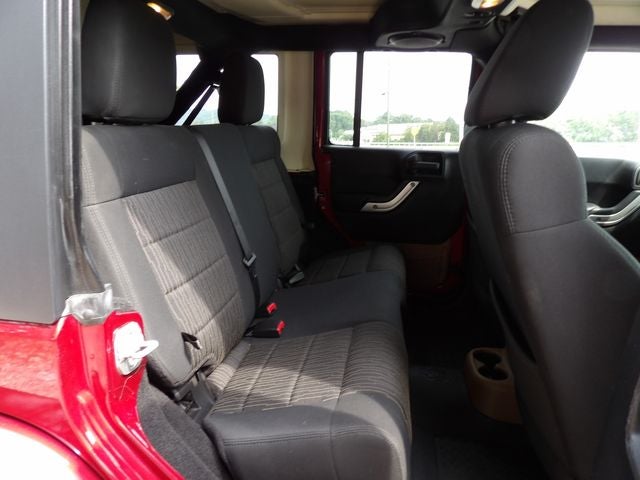 2011 Jeep Wrangler Unlimited Sahara