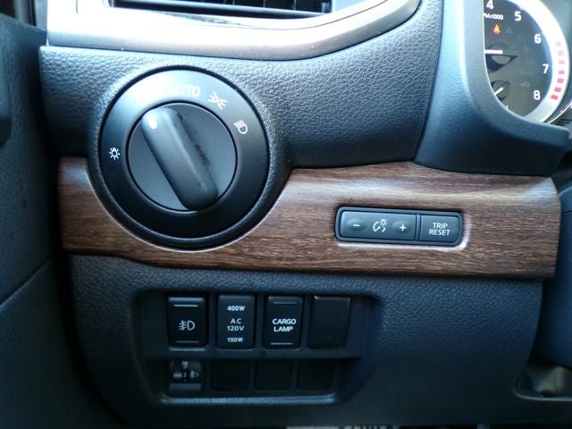 2017 Nissan Titan Platinum Reserve