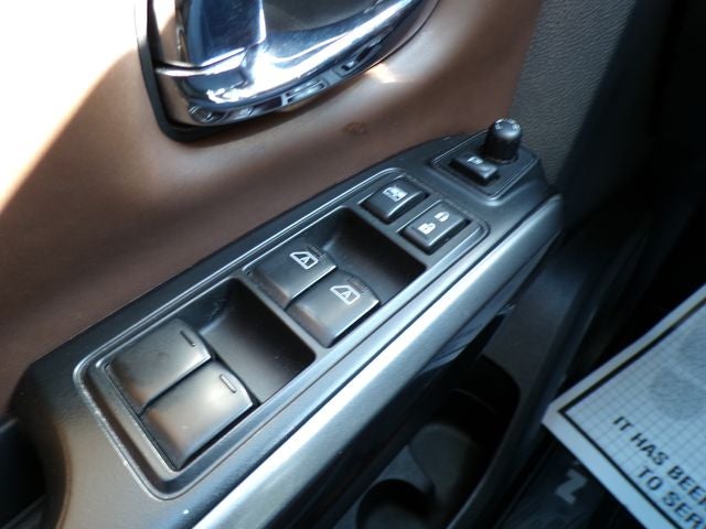 2017 Nissan Titan Platinum Reserve