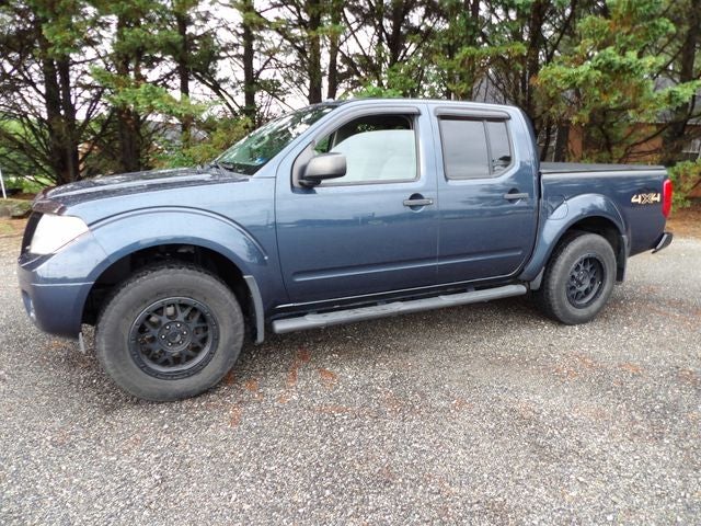 2015 Nissan Frontier 4.0 SV Crew Cab 4X4 AT SWB's photo