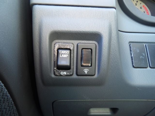 2004 Nissan Frontier XE