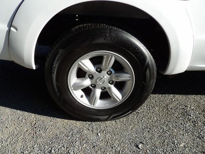 2004 Nissan Frontier XE