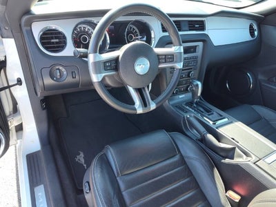 2013 Ford Mustang V6 Premium