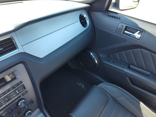 2013 Ford Mustang V6 Premium