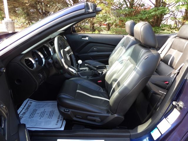 2011 Ford Mustang GT Premium