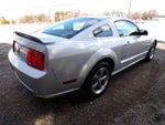 2005 Ford Mustang GT Deluxe