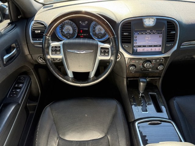 2011 Chrysler 300C Base