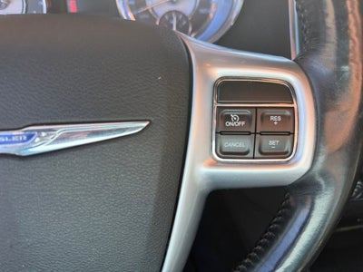 2011 Chrysler 300C Base