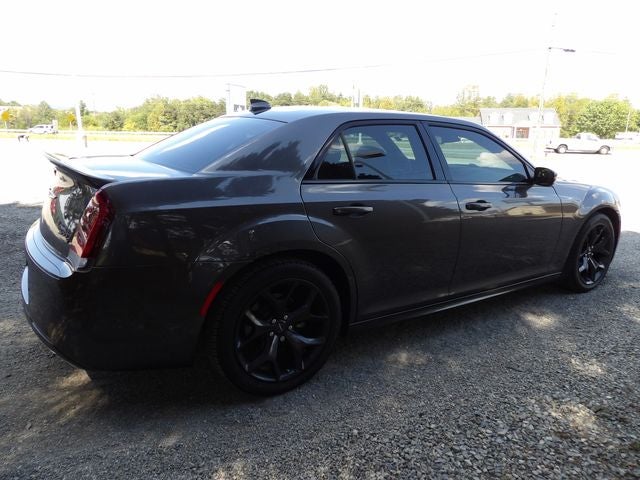 2022 Chrysler 300 S