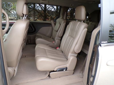 2013 Chrysler Town & Country Touring