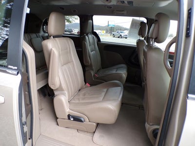 2013 Chrysler Town & Country Touring