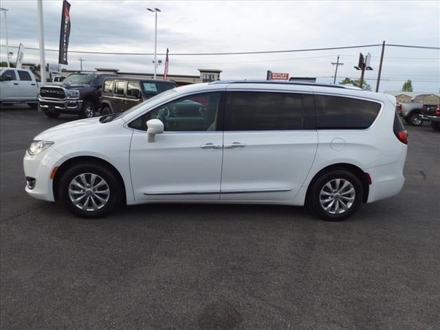 Used 2018 Chrysler Pacifica Touring L with VIN 2C4RC1BG6JR141841 for sale in Rocky Mount, VA