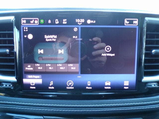 2023 Chrysler Pacifica Hybrid Touring L