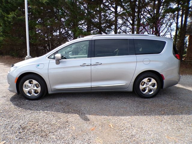 Used 2018 Chrysler Pacifica Hybrid Limited with VIN 2C4RC1N74JR275324 for sale in Rocky Mount, VA