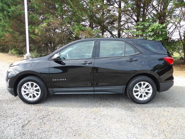 Used 2019 Chevrolet Equinox LS with VIN 3GNAXSEV5KL258429 for sale in Rocky Mount, VA