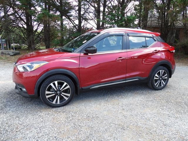 2019 Nissan Kicks SR