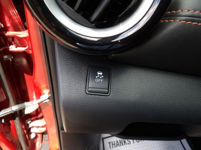 2019 Nissan Kicks SR