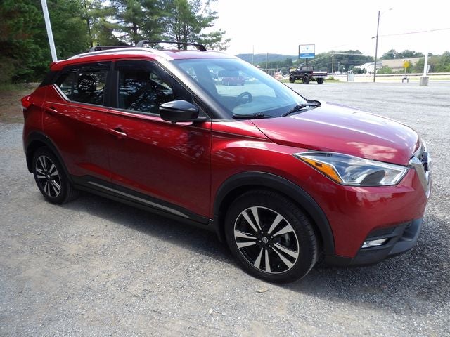 2019 Nissan Kicks SR