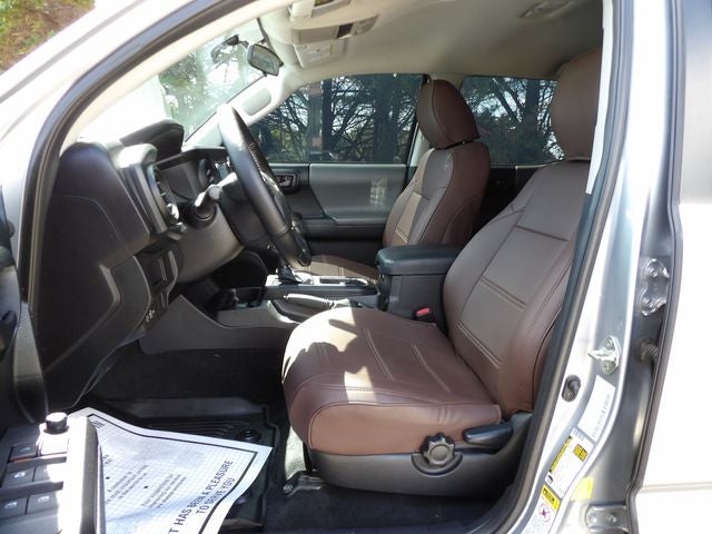 2016 Toyota Tacoma SR V6