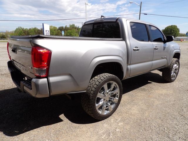 2016 Toyota Tacoma SR V6