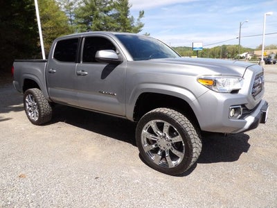 2016 Toyota Tacoma SR V6