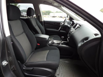 2019 Nissan Pathfinder S