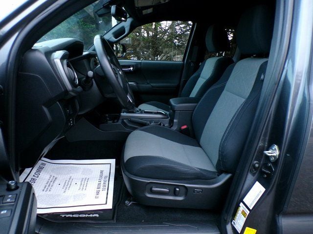 2020 Toyota Tacoma SR5 V6