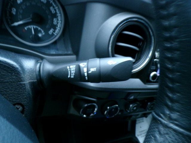 2020 Toyota Tacoma SR5 V6