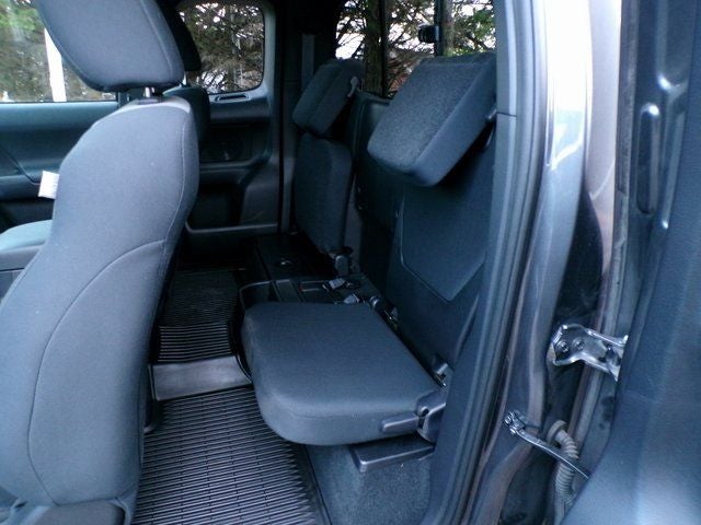 2020 Toyota Tacoma SR5 V6