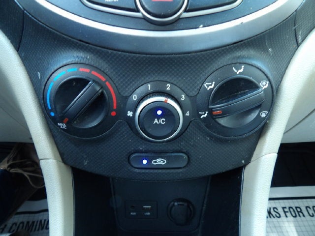 2016 Hyundai Accent SE