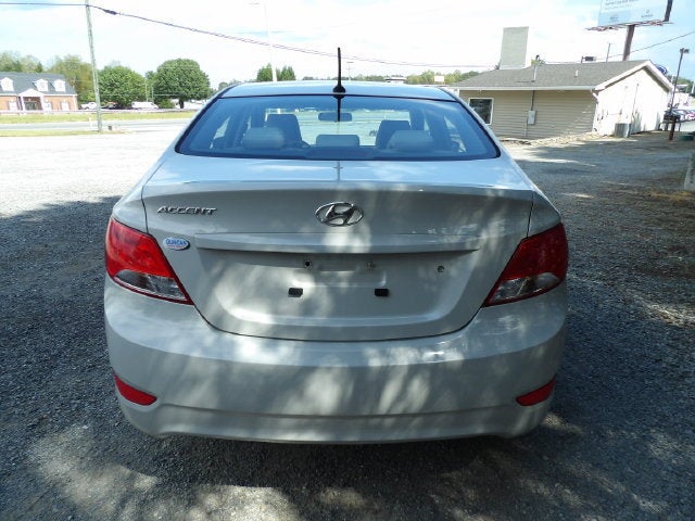 2016 Hyundai Accent SE