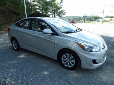 2016 Hyundai Accent SE