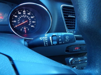 2016 Kia Sedona LX