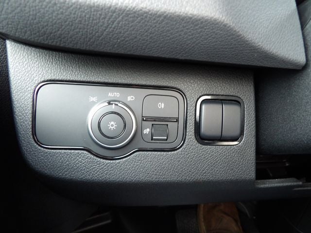 2025 Mercedes-Benz Sprinter 2500 Passenger 144 WB