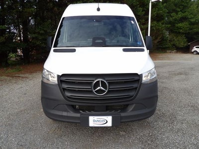 2025 Mercedes-Benz Sprinter 2500 Passenger 144 WB